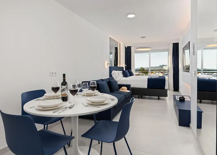 Studio Apartment Sea View